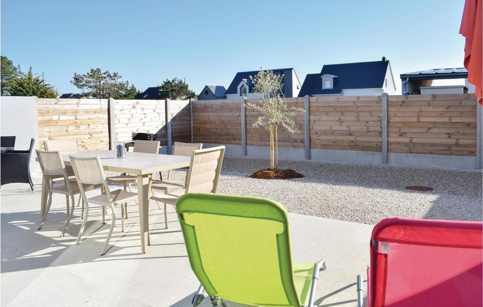 Amazing Home In Saint-Germain-Sur-Ay With Wifi Екстер'єр фото
